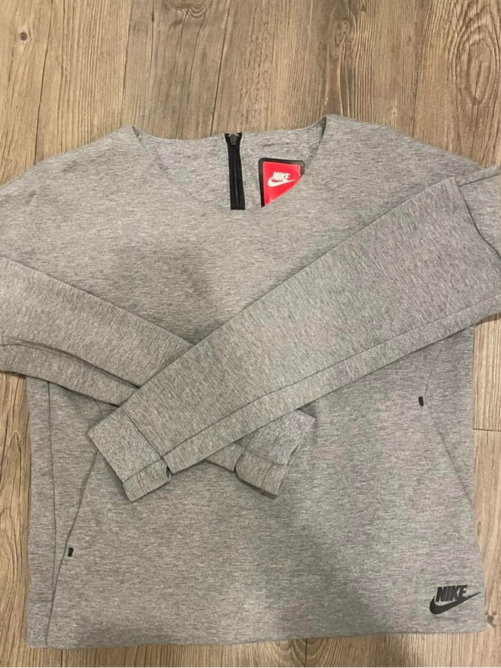 Nike Women’s Gray Half-Zip Pullover Top